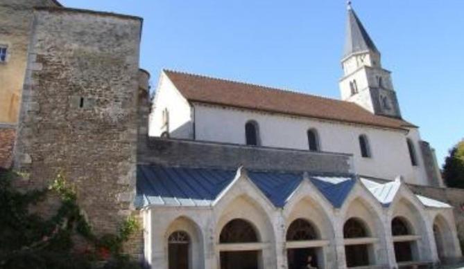 Le Puits Fortifié Salives Exterior foto